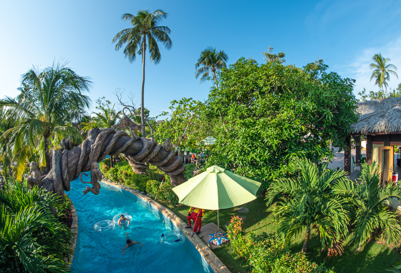 Sun World Phú Quốc tọa lạc ở đảo Hòn Thơm. Sun World Phú Quốc tọa lạc ở đảo Hòn Thơm.