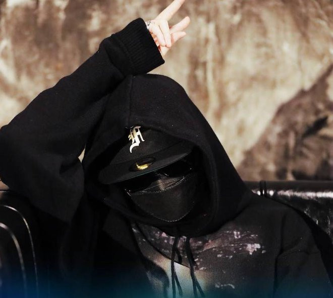 Karik là người chấm thi bí ẩn ở Rap Việt mùa 3. Ảnh: BTC.