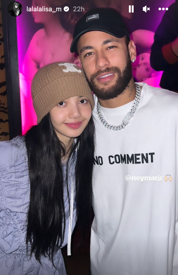 Bức ảnh gây bão mạng của Lisa và Neymar. Ảnh: Chụp màn hình.