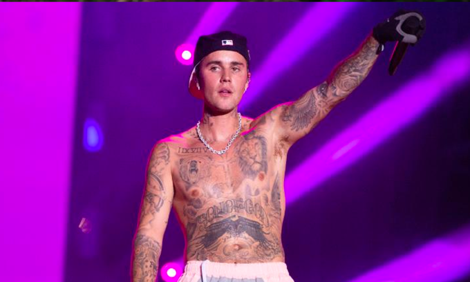 Justin Bieber hủy show vì sức khỏe. Justin Bieber hủy show vì sức khỏe.