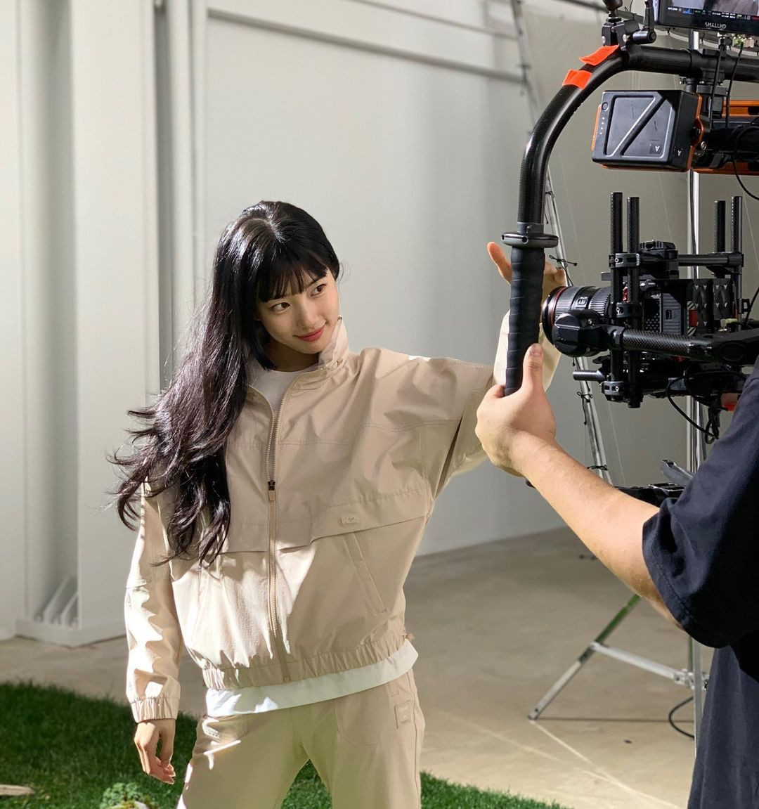 Hình ảnh mới nhất của Suzy gây tranh cãi. Ảnh: Allkpop. Hình ảnh mới nhất của Suzy gây tranh cãi. Ảnh: Allkpop.