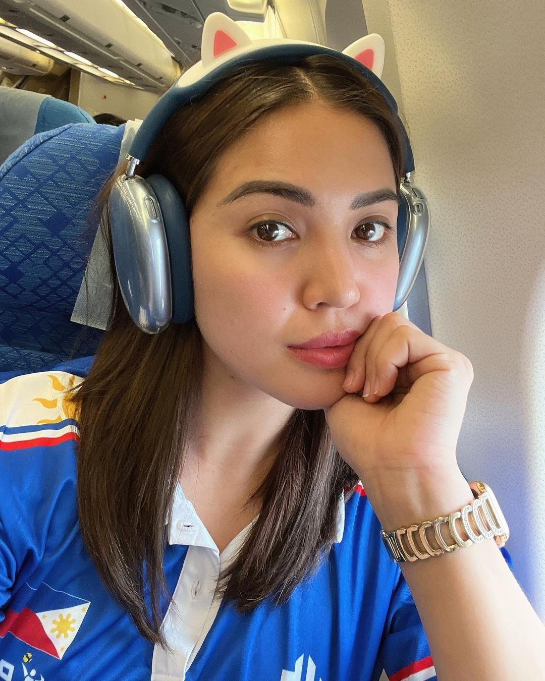 Gumabao sinh ra ở Mỹ trong một gia đình gốc Hoa. Theo nguồn tin, bố của Gumabao là vận động viên bóng rổ và diễn viên có tiếng. Được thừa hưởng đam mê thể thao từ bố, người đẹp sinh năm 1992 sớm tìm thấy đam mê thi đấu ngay từ khi còn học trung học phổ thông. Cô nhiều lần giành giải thưởng Cầu thủ hay nhất trận khi thi đấu ở độ tuổi học sinh. Gumabao sinh ra ở Mỹ trong một gia đình gốc Hoa. Theo nguồn tin, bố của Gumabao là vận động viên bóng rổ và diễn viên có tiếng. Được thừa hưởng đam mê thể thao từ bố, người đẹp sinh năm 1992 sớm tìm thấy đam mê thi đấu ngay từ khi còn học trung học phổ thông. Cô nhiều lần giành giải thưởng Cầu thủ hay nhất trận khi thi đấu ở độ tuổi học sinh.