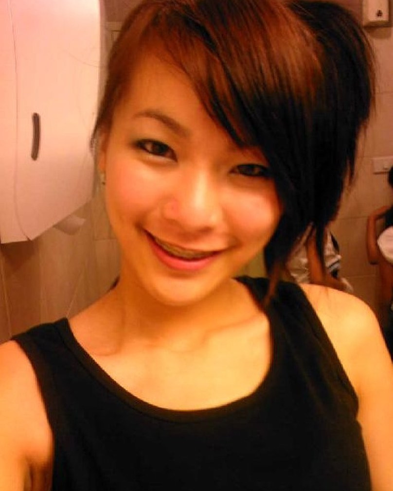 Trên trang cá nhân, Junji Junpitakchai đăng tải loạt ảnh trước khi thẩm mỹ. Đây không phải lần đầu nữ diễn viên thoải mái công khai hình cũ. So với hiện tại, ngày trước, nhan sắc Junpitakchai không nổi bật. Tuy nhiên, cô được nhiều người khen ngợi là cô gái thẳng thắn, sống thật, không rũ bỏ quá khứ.