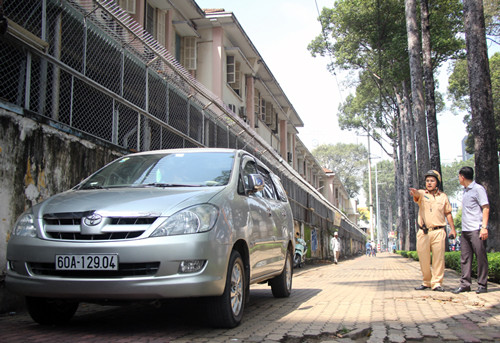 Quận trung tâm Sài Gòn tái ra quân dẹp vỉa hè ảnh 1