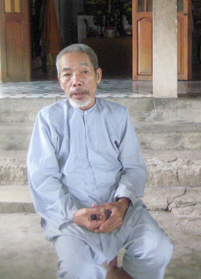 Ông Năm, người trông coi Miếu Bà Long Nữ