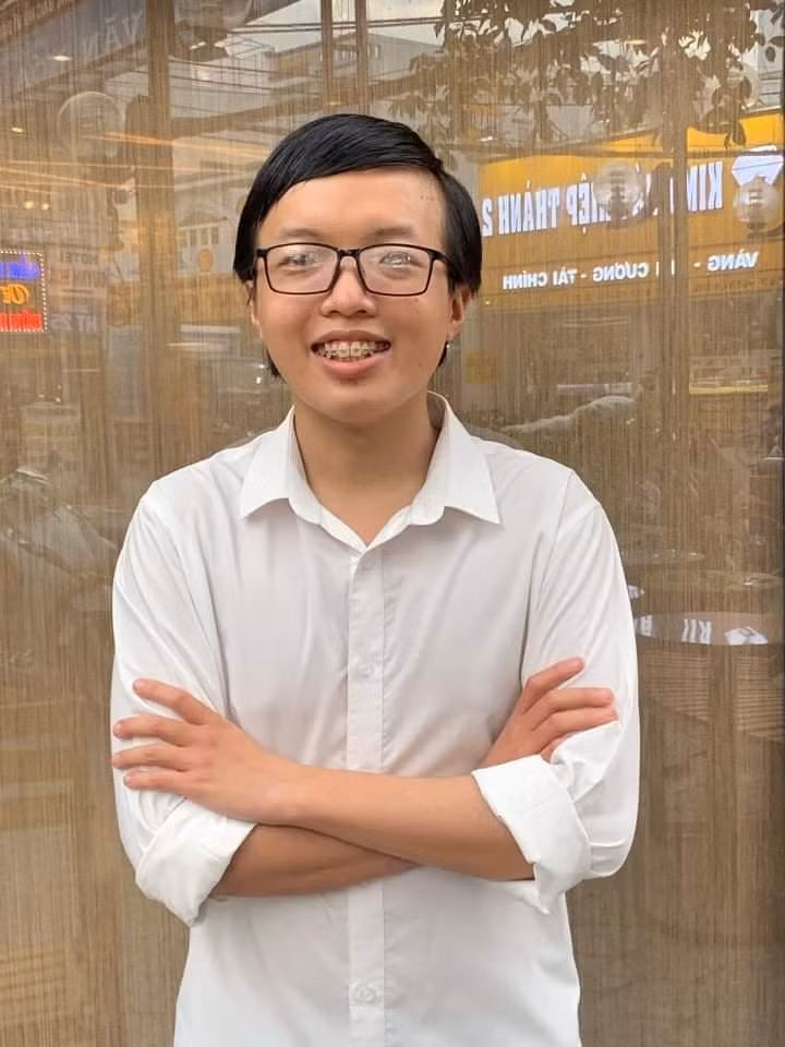Thành luôn nỗ lực trong học tập và các hoạt động thiện nguyện.