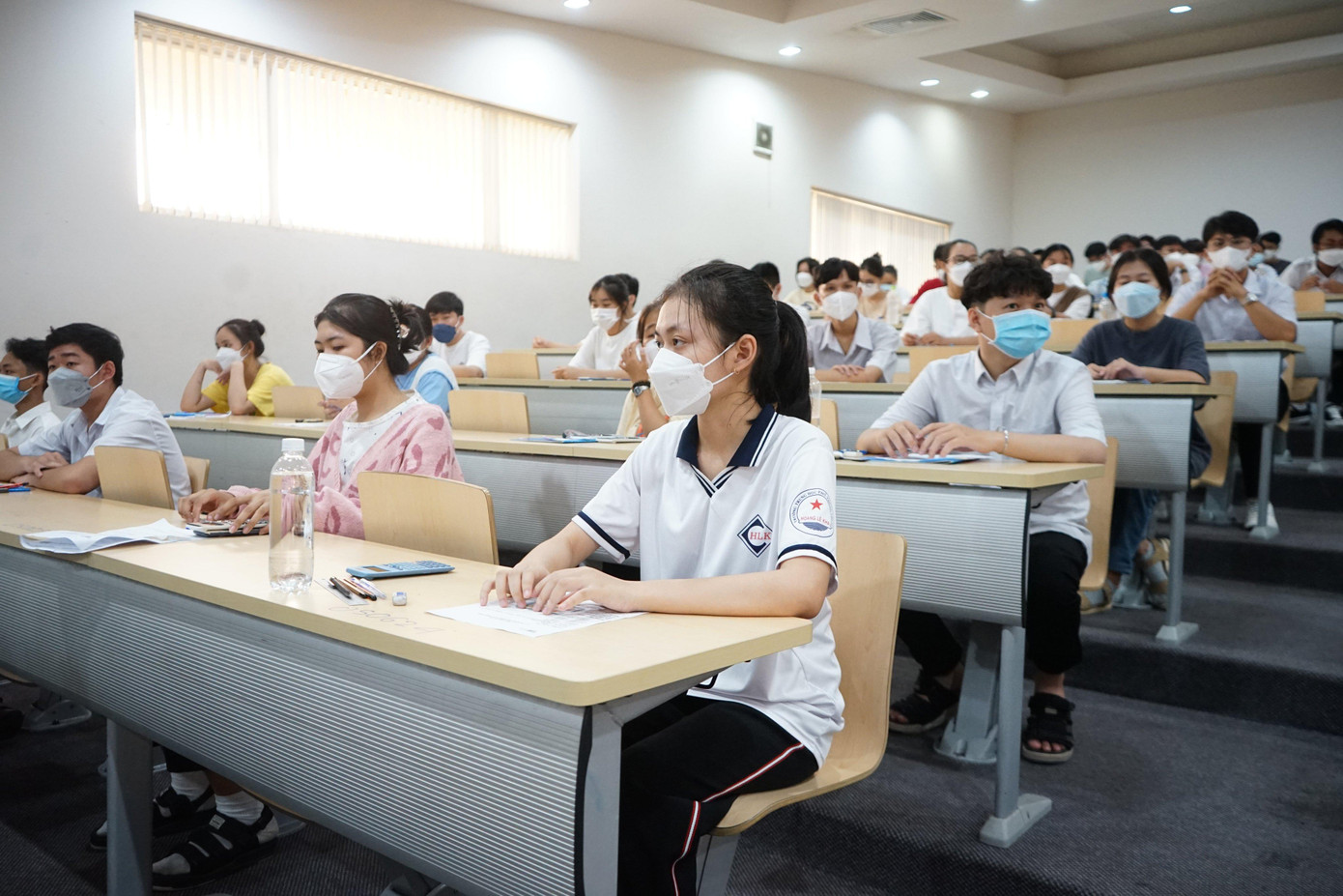 Sáng 27/3, khoảng 82.400 thí sinh bước vào kỳ thi Đánh giá năng lực (ĐGNL) đợt 1 do ĐHQG TP. HCM tổ chức.