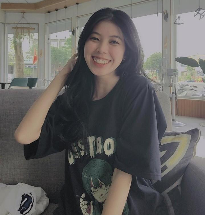 Thư cũng kiếm công việc làm thêm sớm để có thêm những trải nghiệm. Thư cũng kiếm công việc làm thêm sớm để có thêm những trải nghiệm.