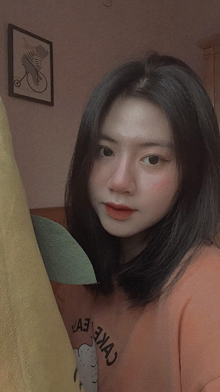 Kim Anh chia sẻ về cách chăm sóc sức khỏe trong mùa nóng của mình.