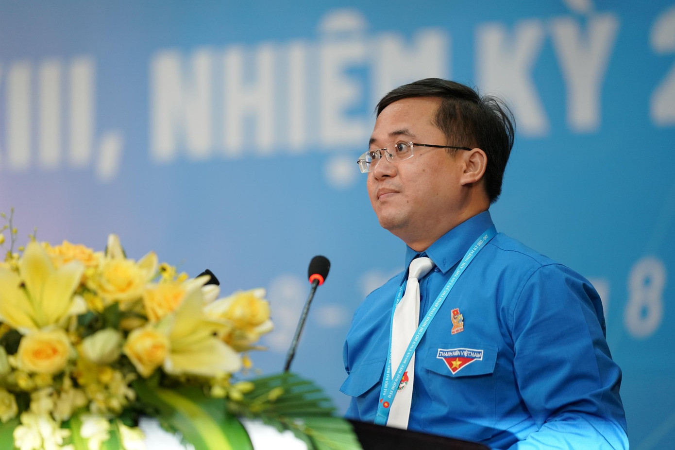 Anh Nguyễn Quốc Huy - Bí thư Tỉnh Đoàn Bình Thuận phát biểu tại phiên khai mạc. (Ảnh: Phạm Nguyễn)