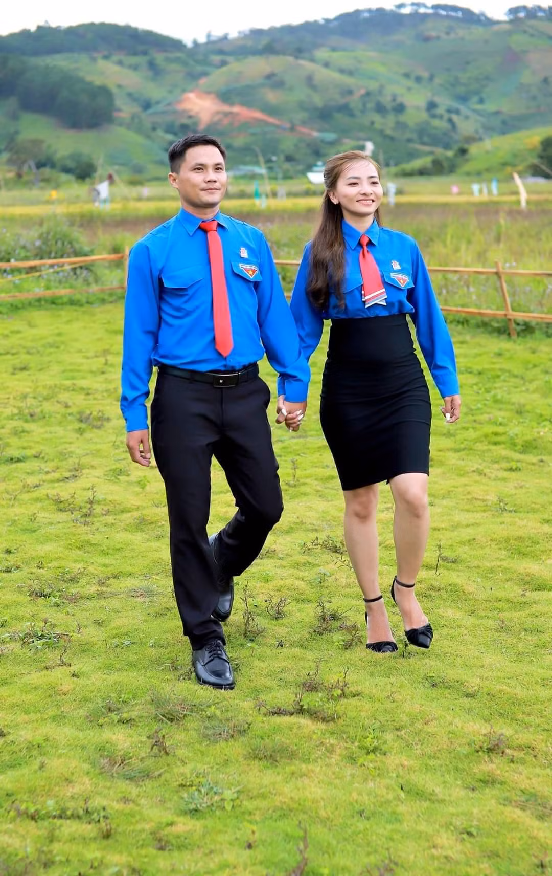 Cả hai rất hạnh phúc chờ ngày về chung một mái nhà.