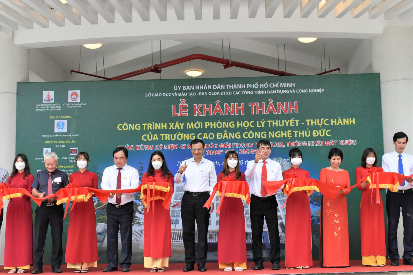 Lễ khánh thành và đưa vào sử dụng công trình xây mới khối hành chánh - thư viện trường CĐ Công nghệ Thủ Đức.