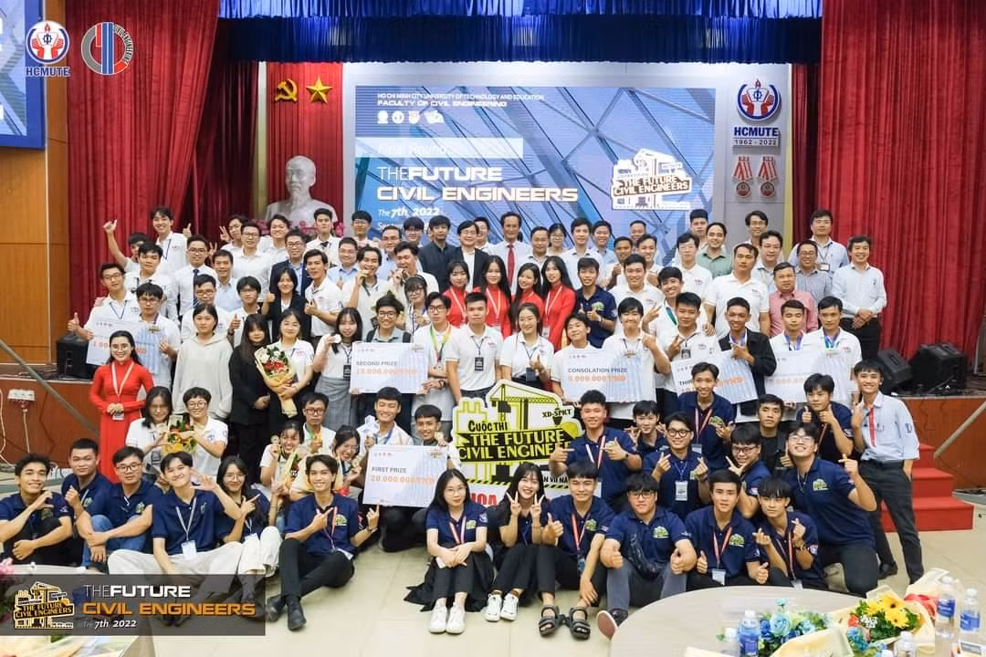 Sân chơi thu hút nhiều đội chơi đến từ các trường đại học trên cả nước.