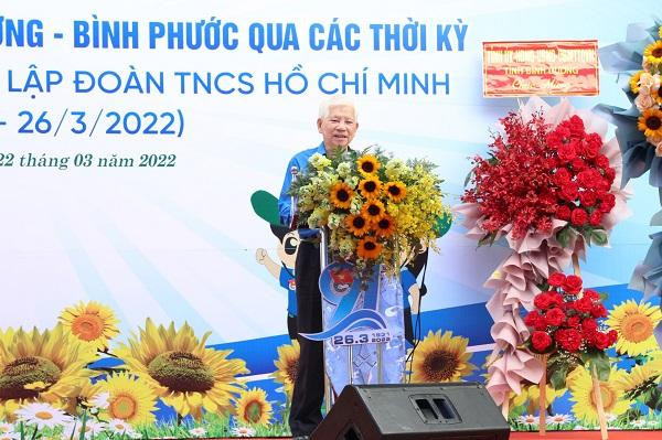 Đồng chí Nguyễn Minh Triết - Nguyên Ủy viên Bộ Chính trị, Nguyên Chủ tịch nước phát biểu tại chương trình. (Ảnh: Tỉnh Đoàn Bình Phước). Đồng chí Nguyễn Minh Triết - Nguyên Ủy viên Bộ Chính trị, Nguyên Chủ tịch nước phát biểu tại chương trình. (Ảnh: Tỉnh Đoàn Bình Phước).