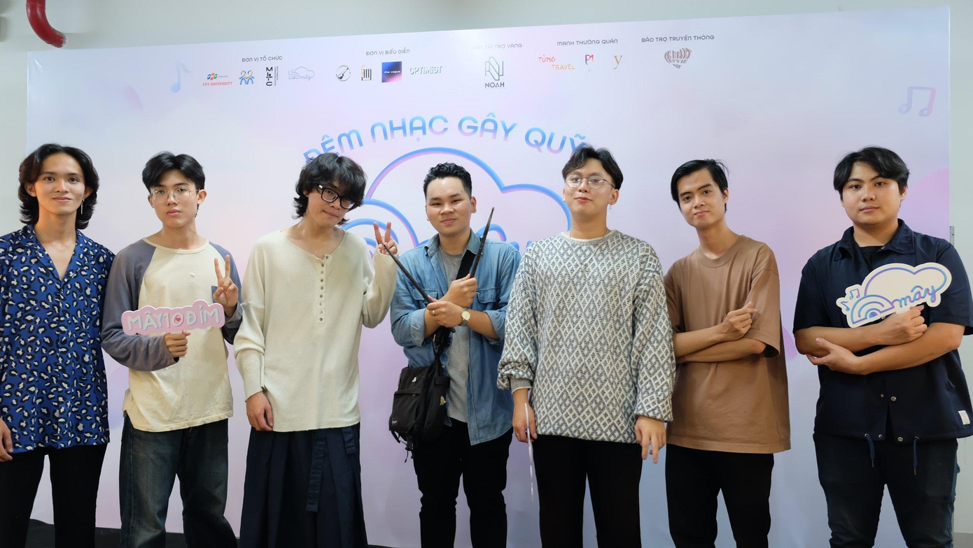 Chương trình nhận được sự ủng hộ từ các bạn sinh viên. Chương trình nhận được sự ủng hộ từ các bạn sinh viên.