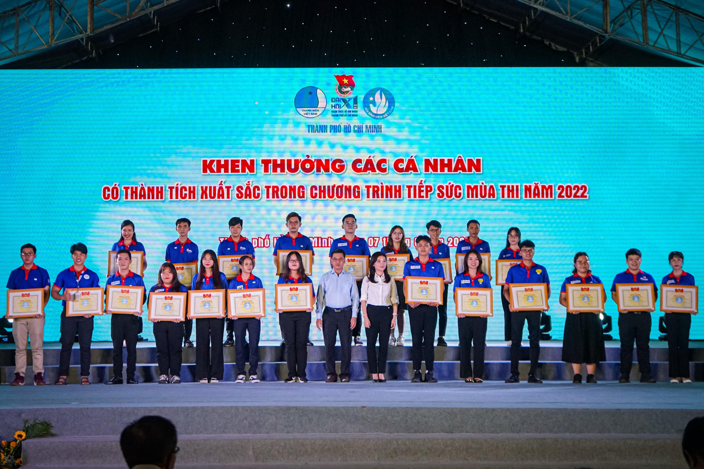 Hơn 150 cá nhân, tập thể nhờ có thành tích xuất sắc trong các chương trình chiến dịch tình nguyện Hè năm 2022 đã được khen thưởng trong Ngày hội.