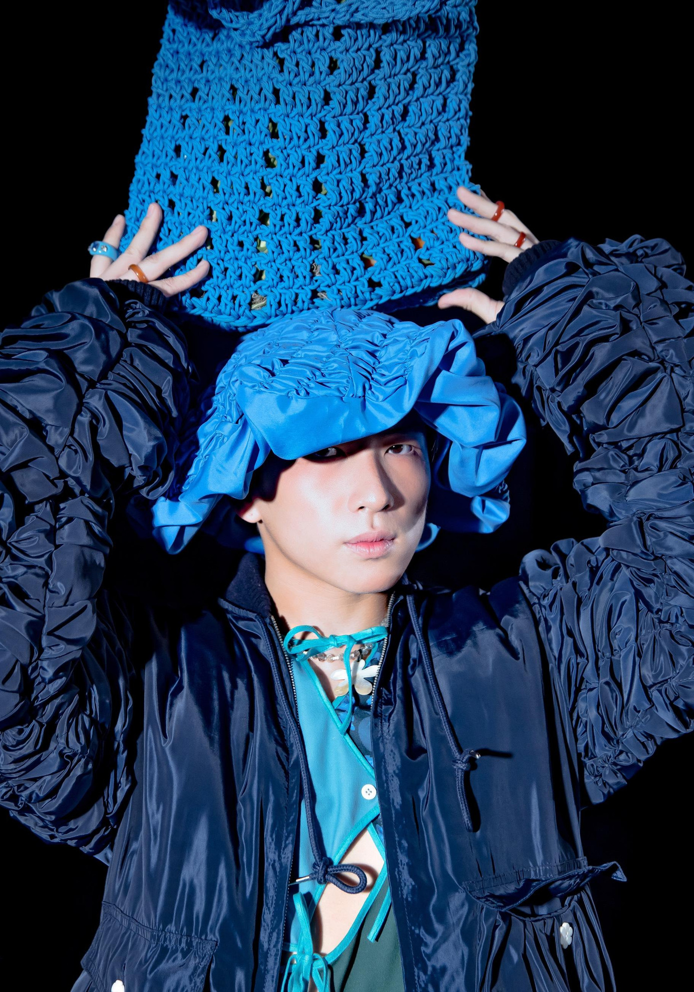 Thanh Hưng ấp ủ dự định phát triển bộ sưu tập tốt nghiệp thành một thương hiệu thời trang Việt kể về Việt Nam từ những điều bình dị nhất.