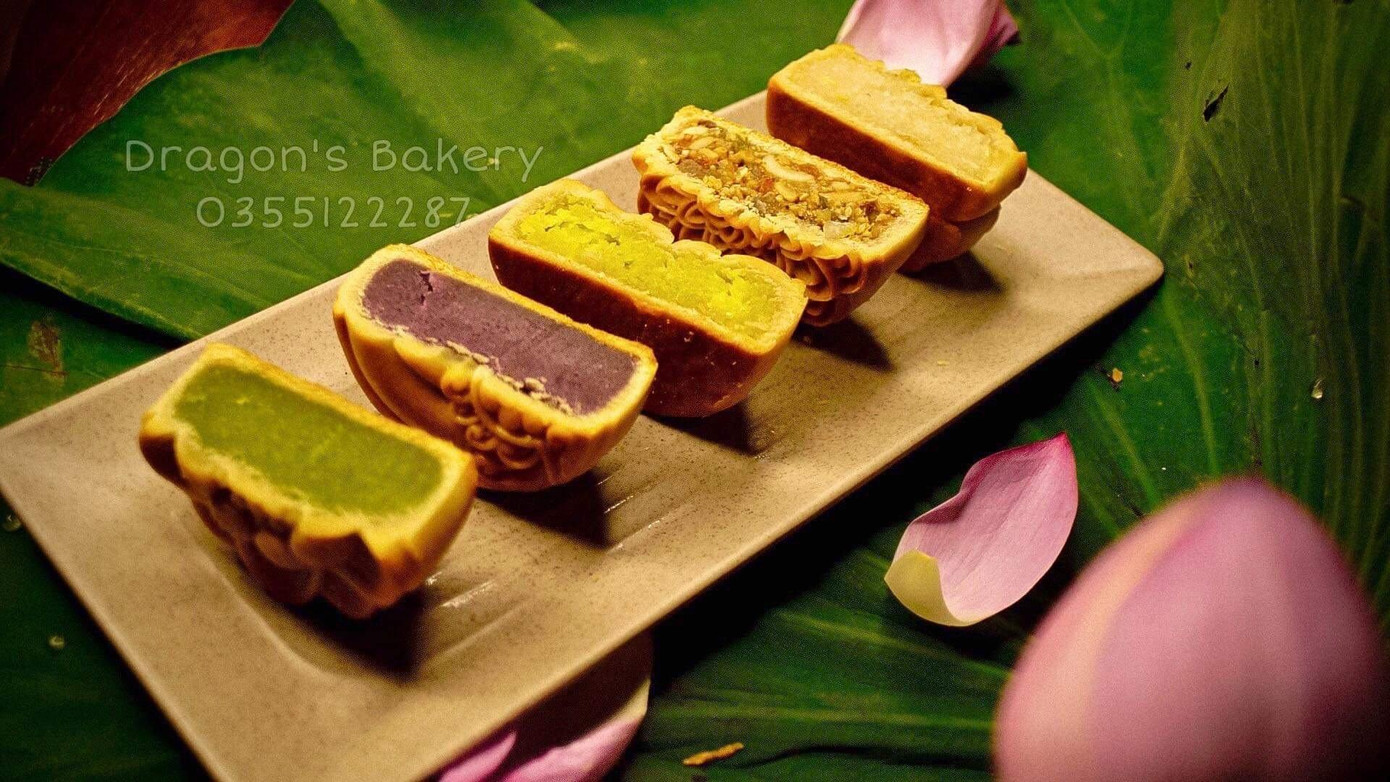 Bánh Trung Thu 'handmade' đa dạng màu sắc và mẫu mã. (Ảnh: NVCC) Bánh Trung Thu 'handmade' đa dạng màu sắc và mẫu mã. (Ảnh: NVCC)