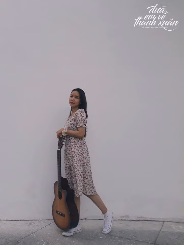 Cẩm Ly có niềm yêu thích đặc biệt với dân ca. Cẩm Ly có niềm yêu thích đặc biệt với dân ca.