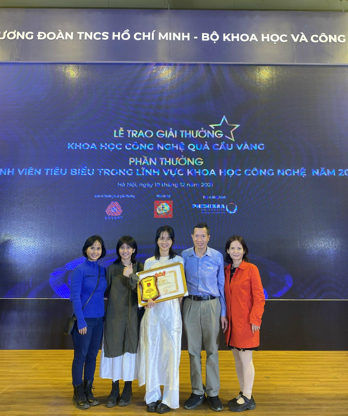 Gia đình luôn đồng hành, là bước đệm để Vân hết mình vì đam mê.