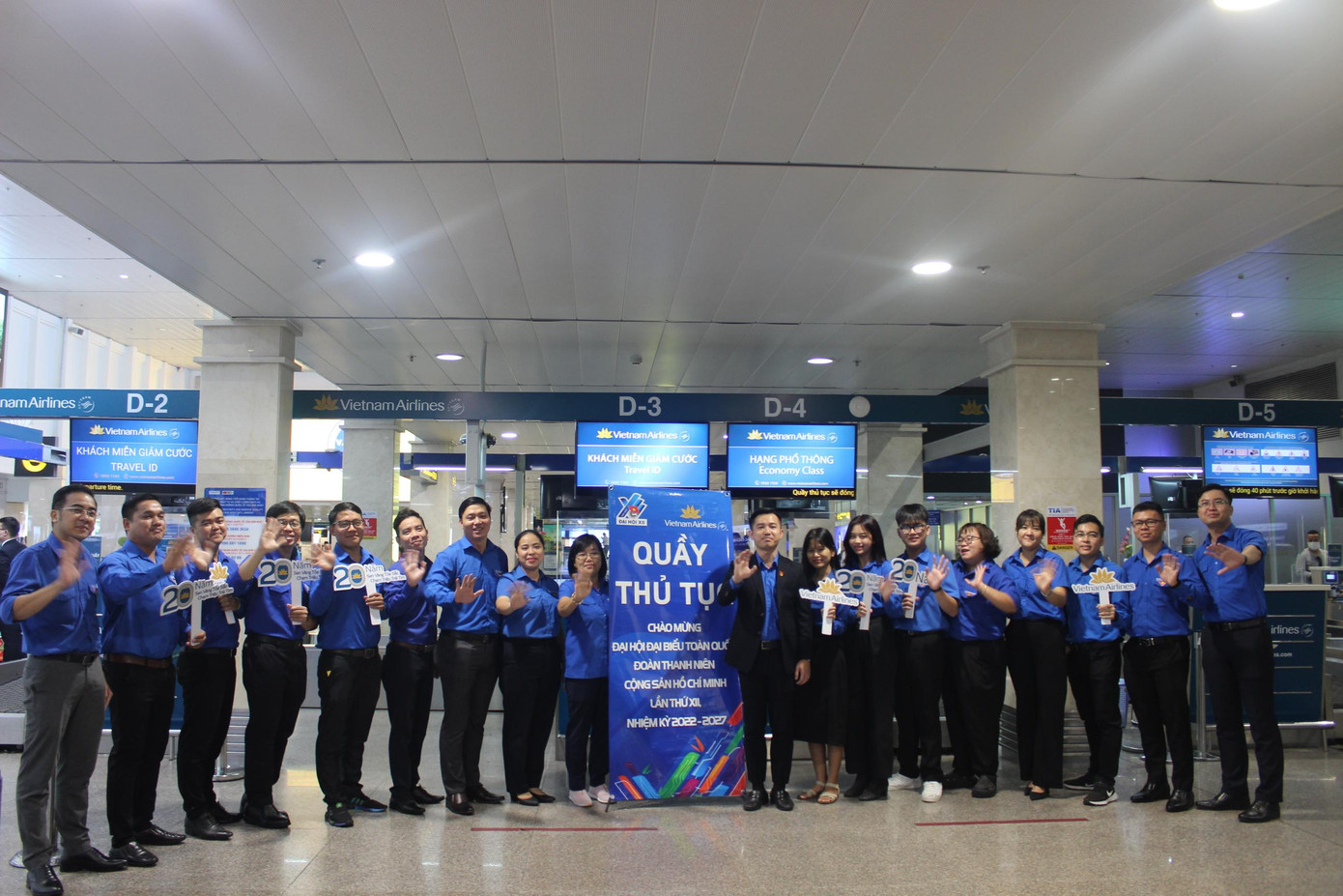 Đoàn đại biểu Thành Đoàn TP. HCM tham dự Đại hội Đoàn toàn quốc với 20 thành viên.