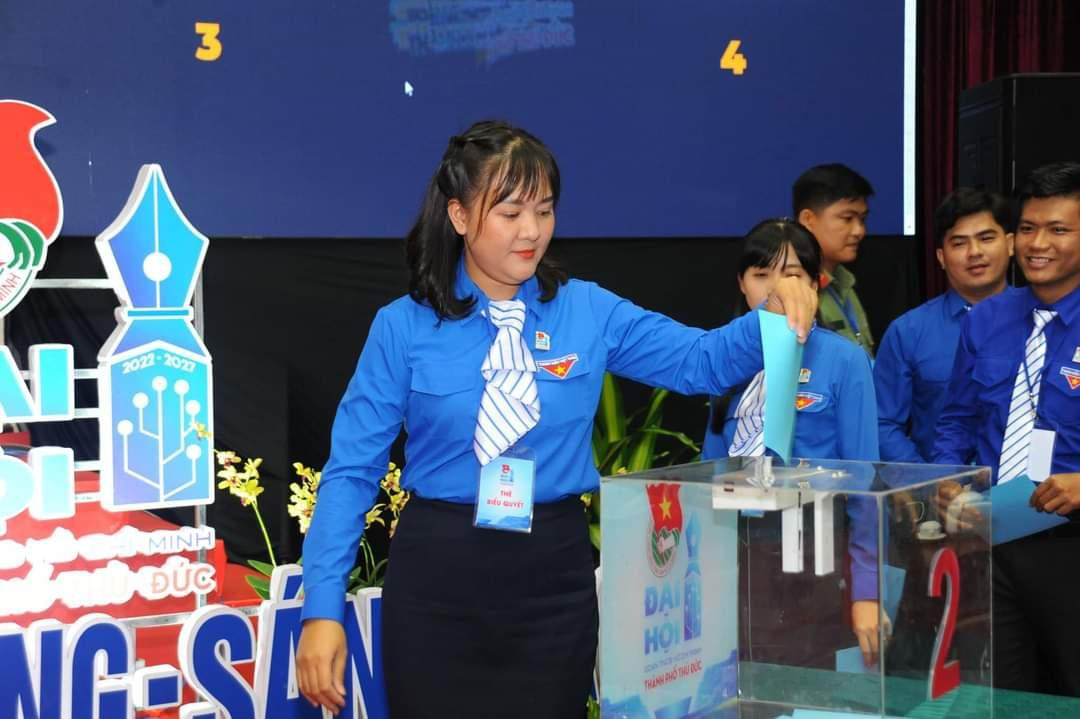 Chị Phan Ngọc Đoan Trang được tín nhiệm bầu giữ chức vụ Bí thư Đoàn TP. Thủ Đức, khóa I, nhiệm kỳ 2022 – 2027.