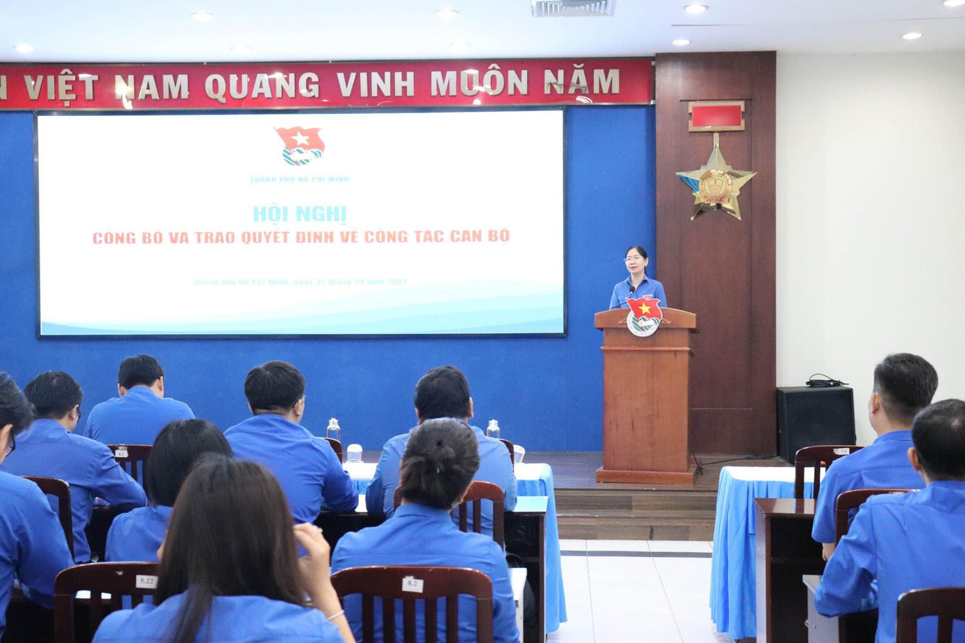 Nhiều vị trí cán bộ Thành Đoàn TP. HCM đã được luân chuyển, bổ sung mới. Nhiều vị trí cán bộ Thành Đoàn TP. HCM đã được luân chuyển, bổ sung mới.