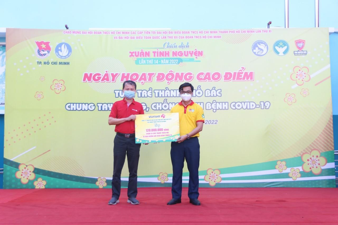 Nhiều hoạt động được triển khai trong Ngày cao điểm "Tuổi trẻ thành phố Bác chung tay phòng, chống dịch COVID-19.