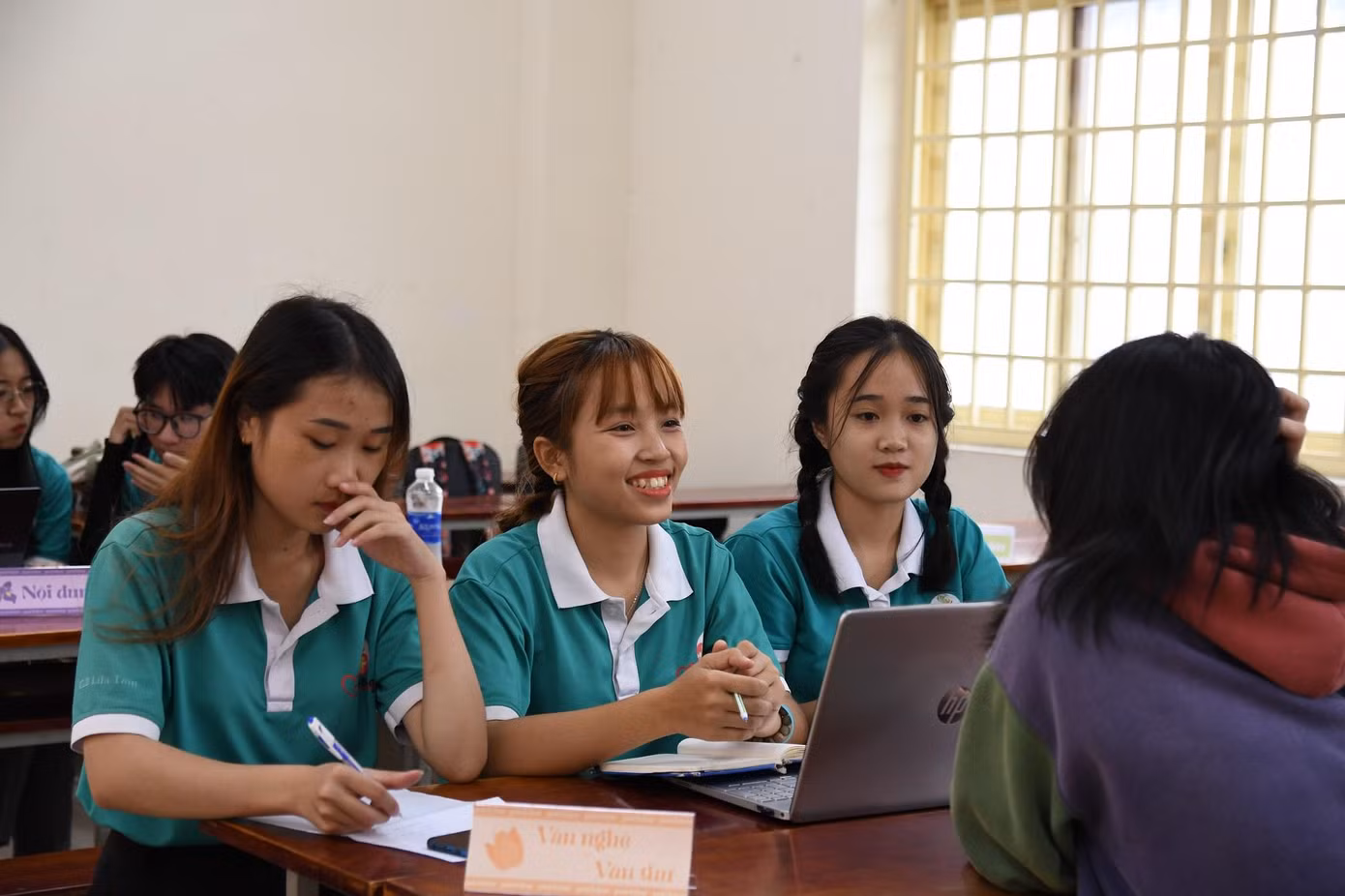 CLB Lửa Tâm phỏng vấn ứng viên.