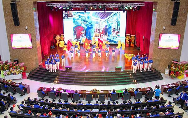 Chương trình văn nghệ chào mừng sự thành công Đại hội Đại biểu Đoàn TNCS Hồ Chí Minh Học viện Cán bộ TP. HCM. Chương trình văn nghệ chào mừng sự thành công Đại hội Đại biểu Đoàn TNCS Hồ Chí Minh Học viện Cán bộ TP. HCM.