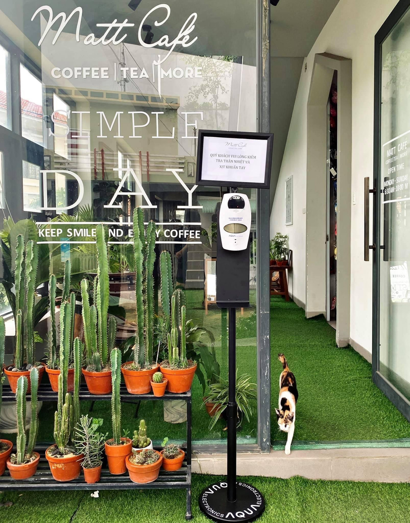 Không gian quán được Nhã Trúc chăm chút bắt mắt. Không gian quán được Nhã Trúc chăm chút bắt mắt.