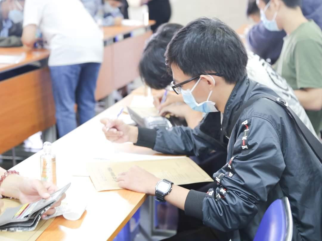 Chương trình vay ưu đãi lãi suất 0% cho sinh viên ĐHQG TP. HCM sẽ giúp nhiều sinh viên giảm bớt khó khăn về tài chính khi nhập học. Chương trình vay ưu đãi lãi suất 0% cho sinh viên ĐHQG TP. HCM sẽ giúp nhiều sinh viên giảm bớt khó khăn về tài chính khi nhập học.