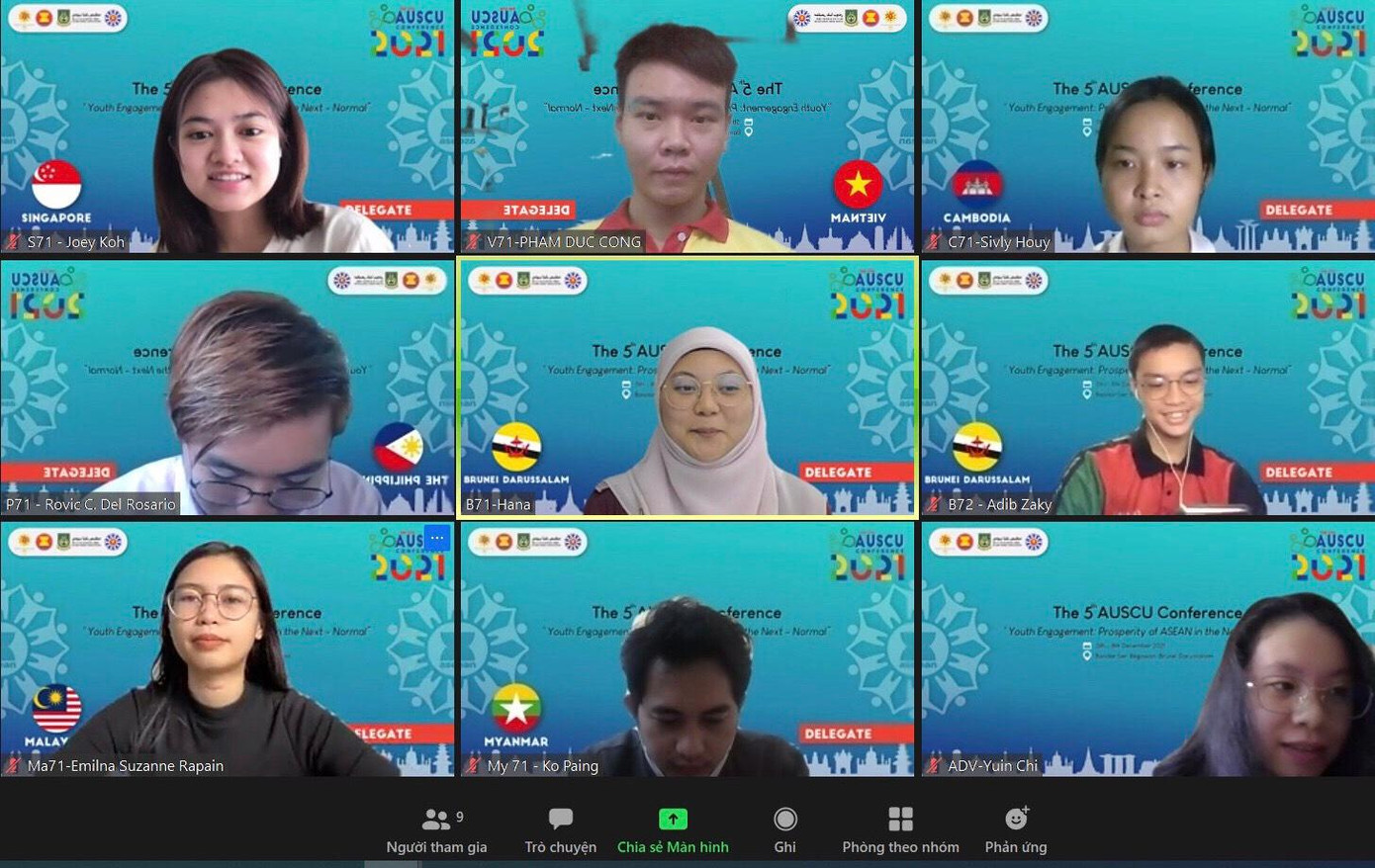 Đức Công là một trong 10 đại diện Sinh viên tiêu biểu Việt Nam tham dự Hội nghị Hội đồng Sinh viên ASEAN (AUSCU) lần thứ 5. Đức Công là một trong 10 đại diện Sinh viên tiêu biểu Việt Nam tham dự Hội nghị Hội đồng Sinh viên ASEAN (AUSCU) lần thứ 5.