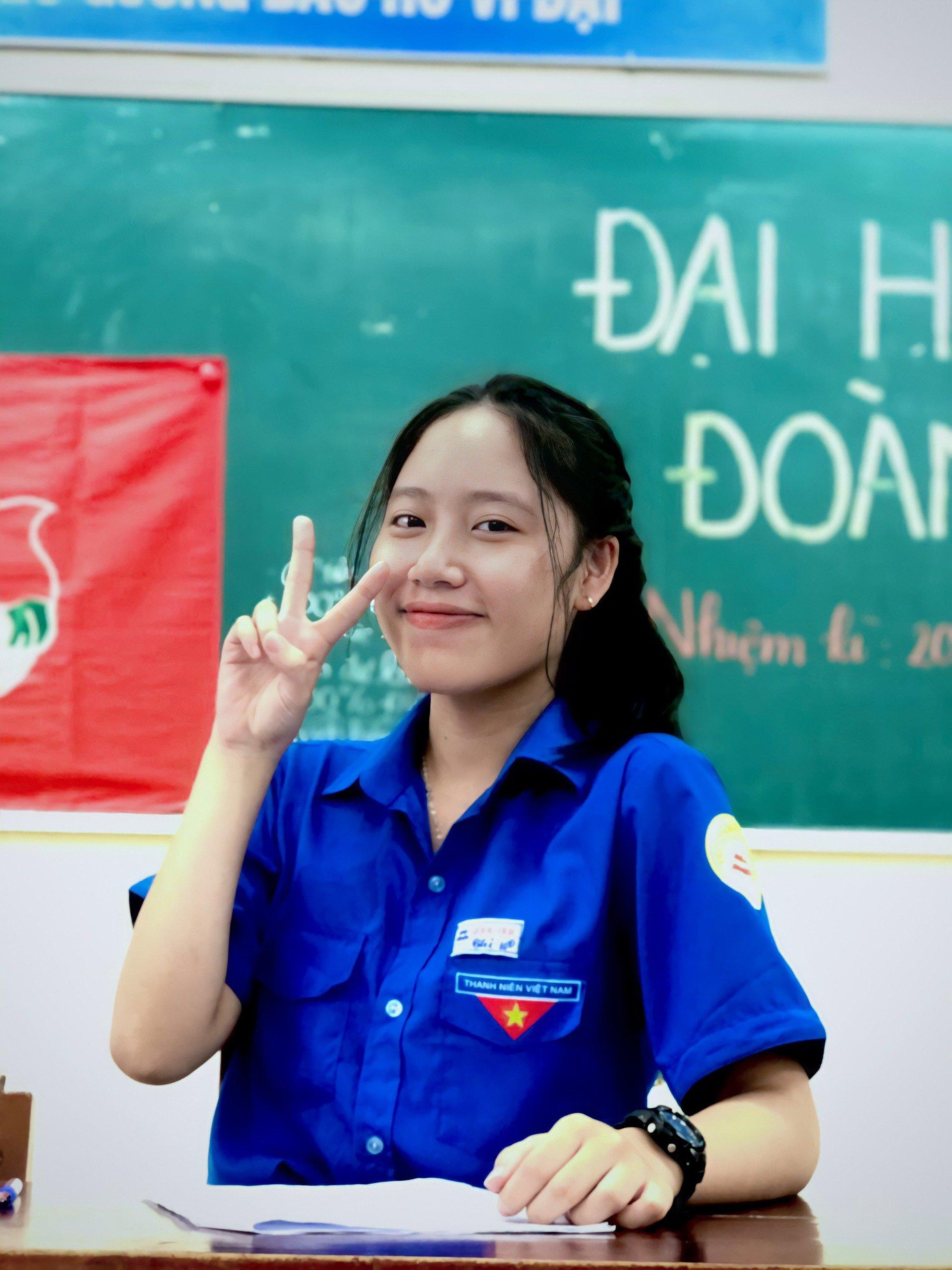 Trang Thi bén duyên với các hoạt động xã hội từ nhỏ.