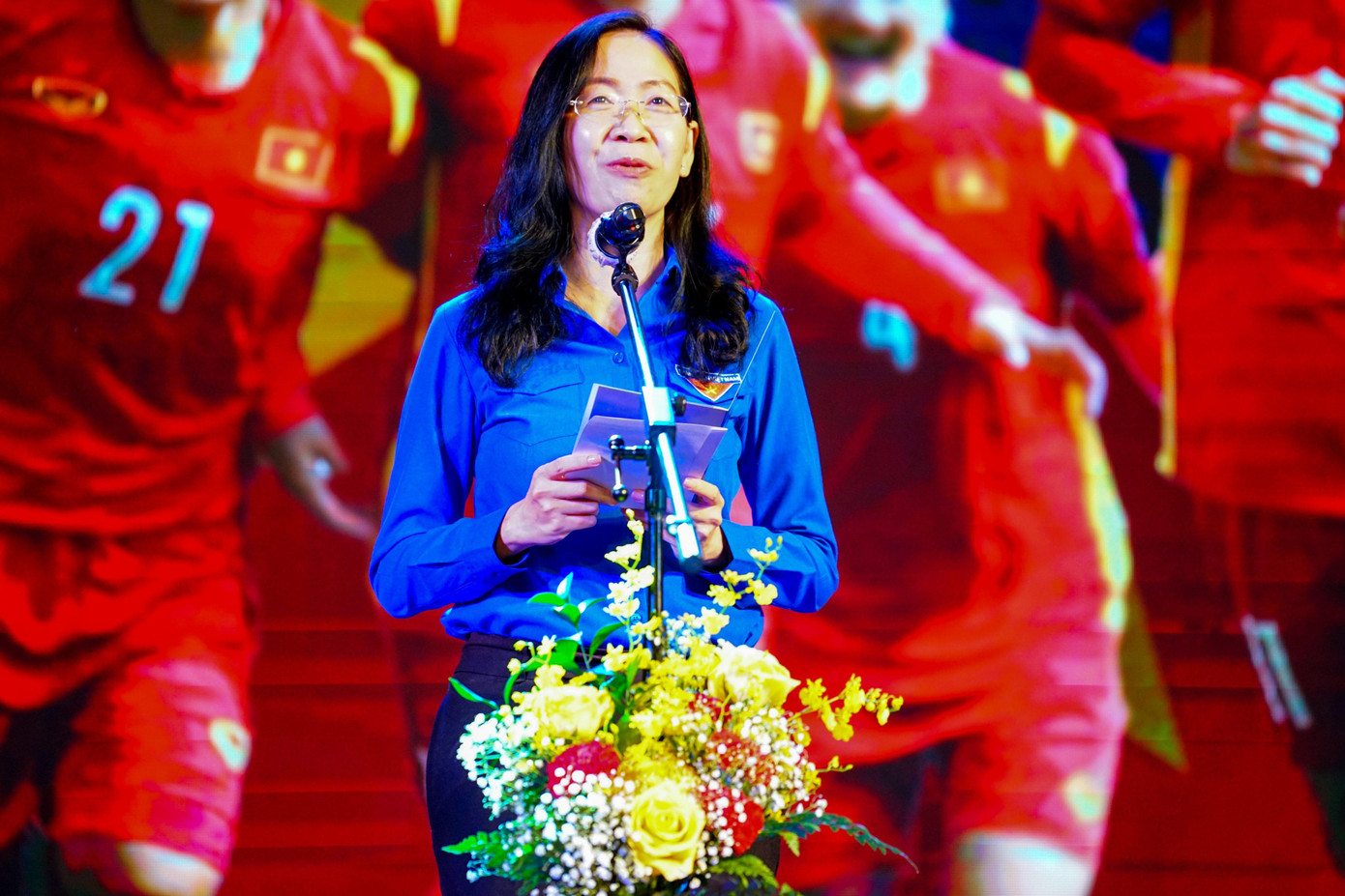 Phát biểu tại buổi giao lưu, chị Phan Thị Thanh Phương - Bí thư Thành Đoàn TP. HCM thay mặt cho tuổi trẻ TP. HCM, biểu dương chiến tích của toàn đội ở giải Bóng đá nữ châu Á 2022. Đồng thời, chị cũng ca ngợi hình ảnh kiên cường chiến đấu của các cô gái trên sân cỏ.