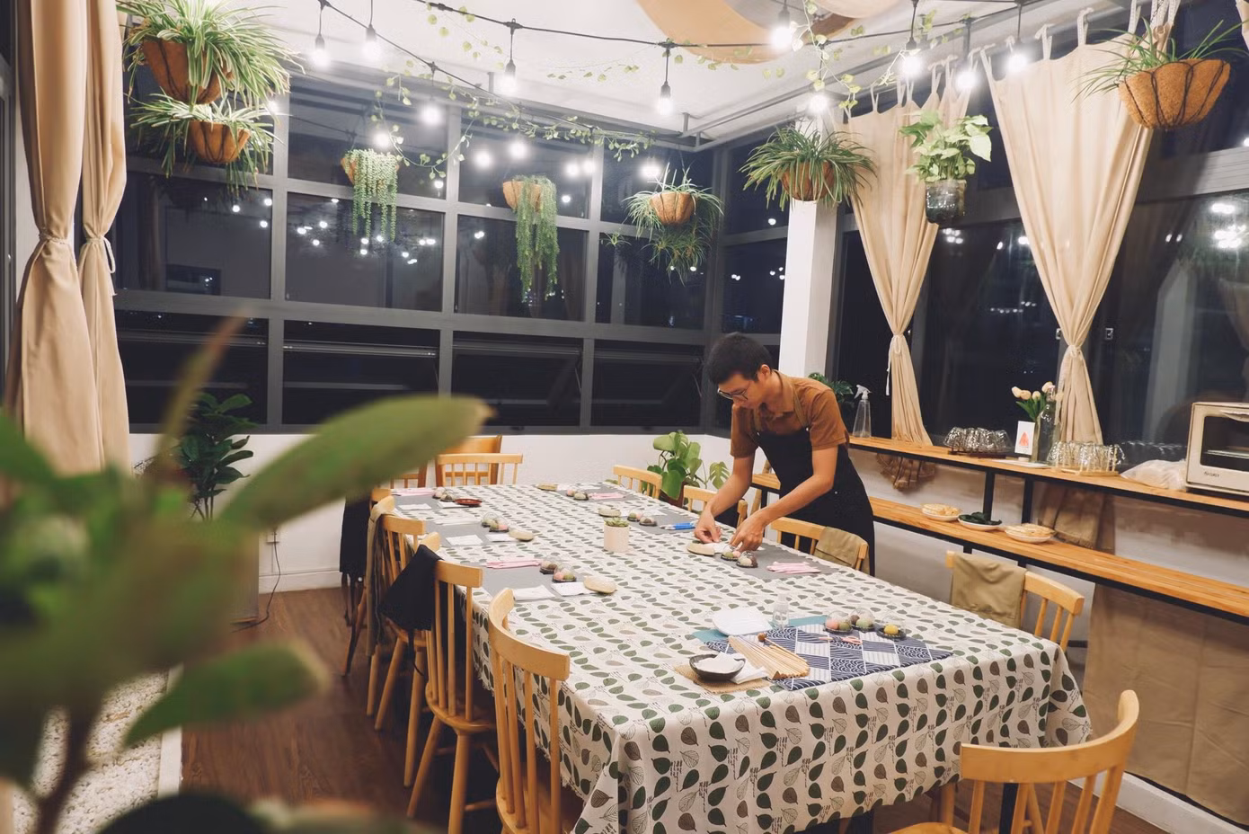 Những buổi học được Khải thiết kế tại những không gian đẹp mắt.