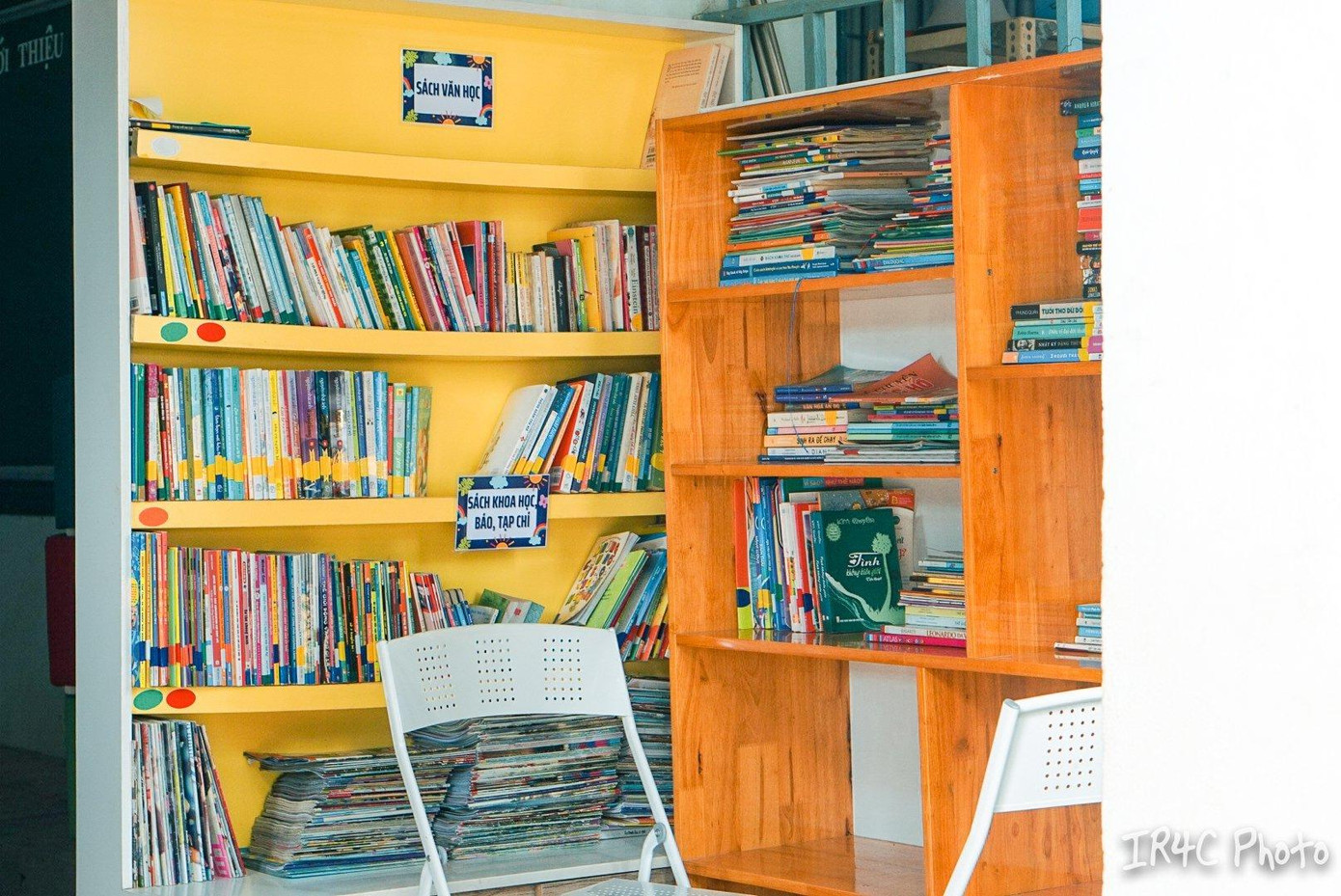Thư viện yêu thương. (Ảnh: CLB Tình nguyện IR4C)