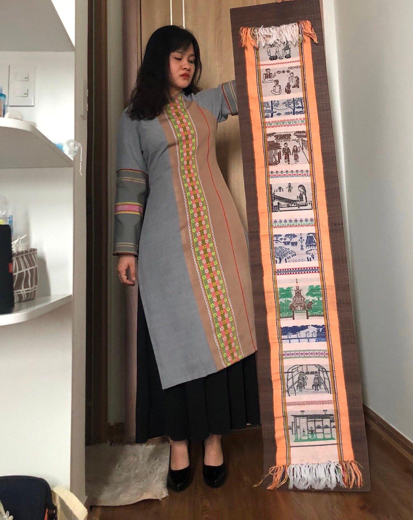 Câu chuyện trong bộ phim hoạt hình của Nhi được thể hiện qua tác phẩm dệt thủ công của nghệ nhân người Bahnar.