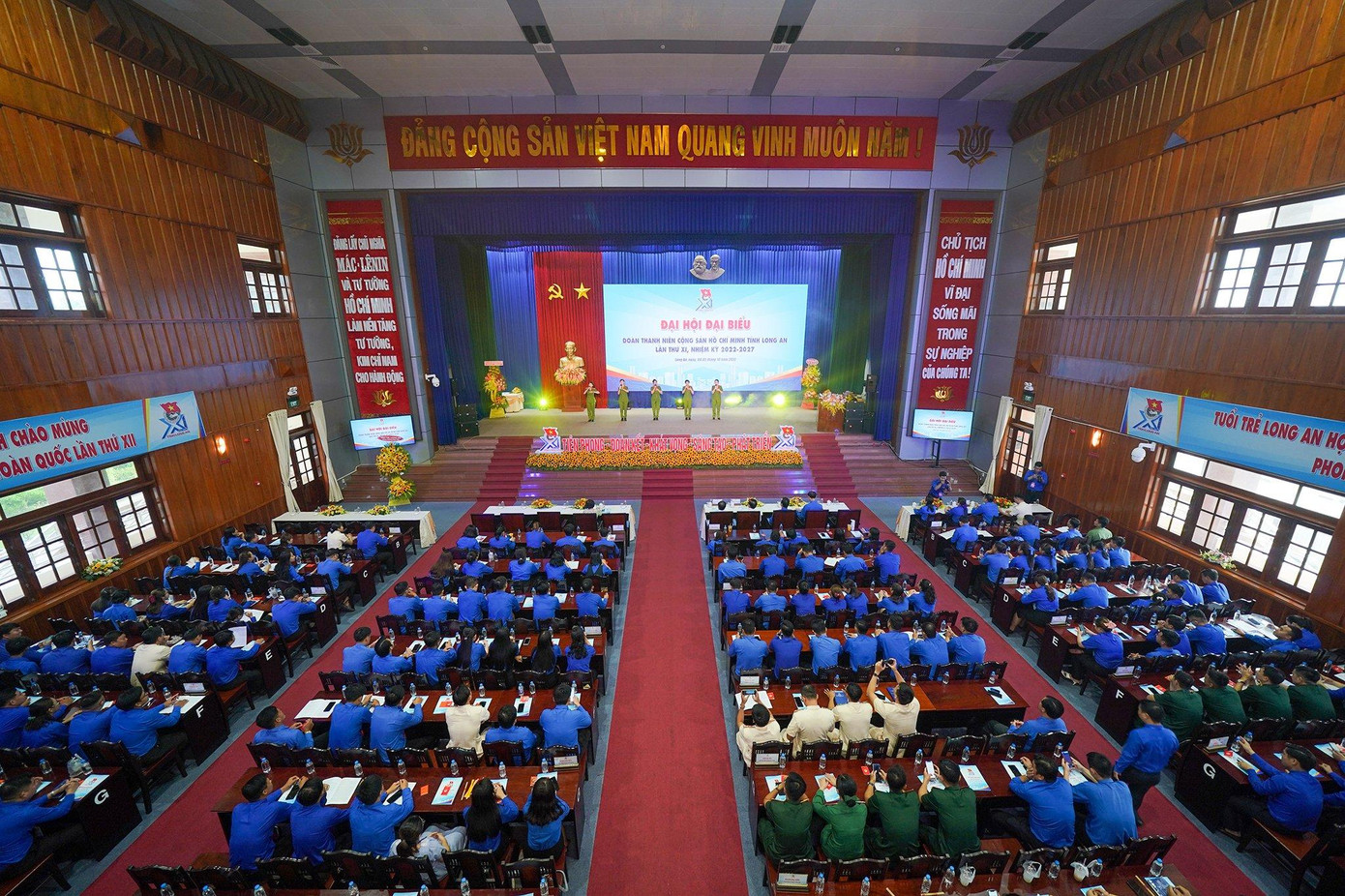 Toàn cảnh Đại hội diễn ra tại Hội trường Thống nhất (tỉnh Long An) - Ảnh: Phạm Nguyễn. Toàn cảnh Đại hội diễn ra tại Hội trường Thống nhất (tỉnh Long An) - Ảnh: Phạm Nguyễn.