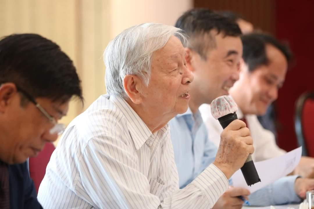 Ban giám khảo đặt câu hỏi cho các thí sinh tại hội thi. (Ảnh: Thành Đoàn TP. HCM)