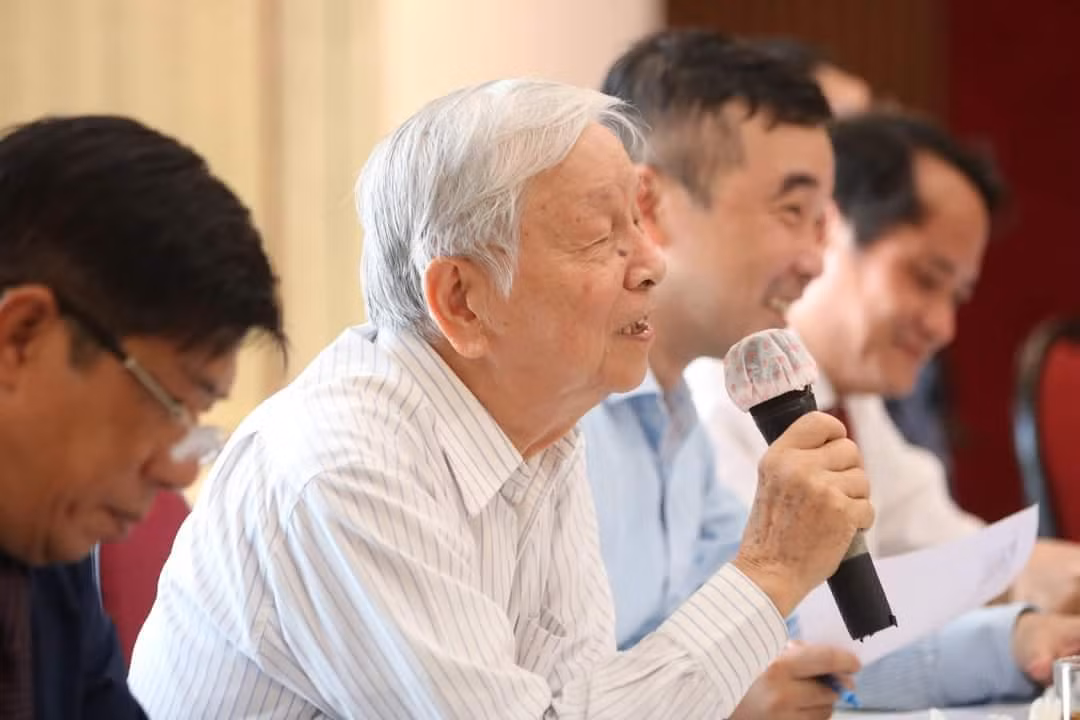 Ban giám khảo đặt câu hỏi cho các thí sinh tại hội thi. (Ảnh: Thành Đoàn TP. HCM)