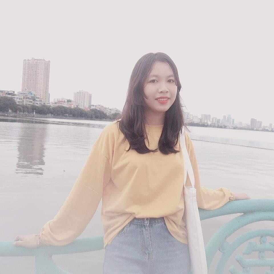 Thùy Dung cho biết, khu vực trường cô đang theo học thuộc cấp độ dịch cấp độ 4, là vùng đỏ.