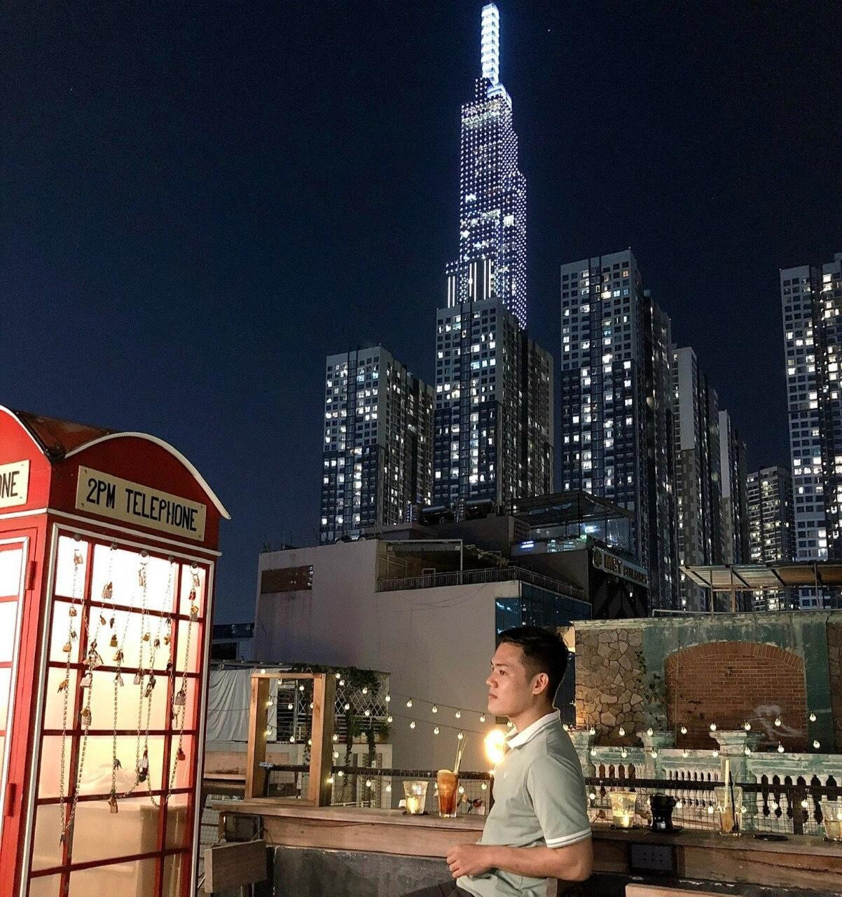 Tô Văn Tuấn hiện là đại diện hãng Vietravel Airlines công tác tại Sân bay Tân Sơn Nhất (TP. HCM).