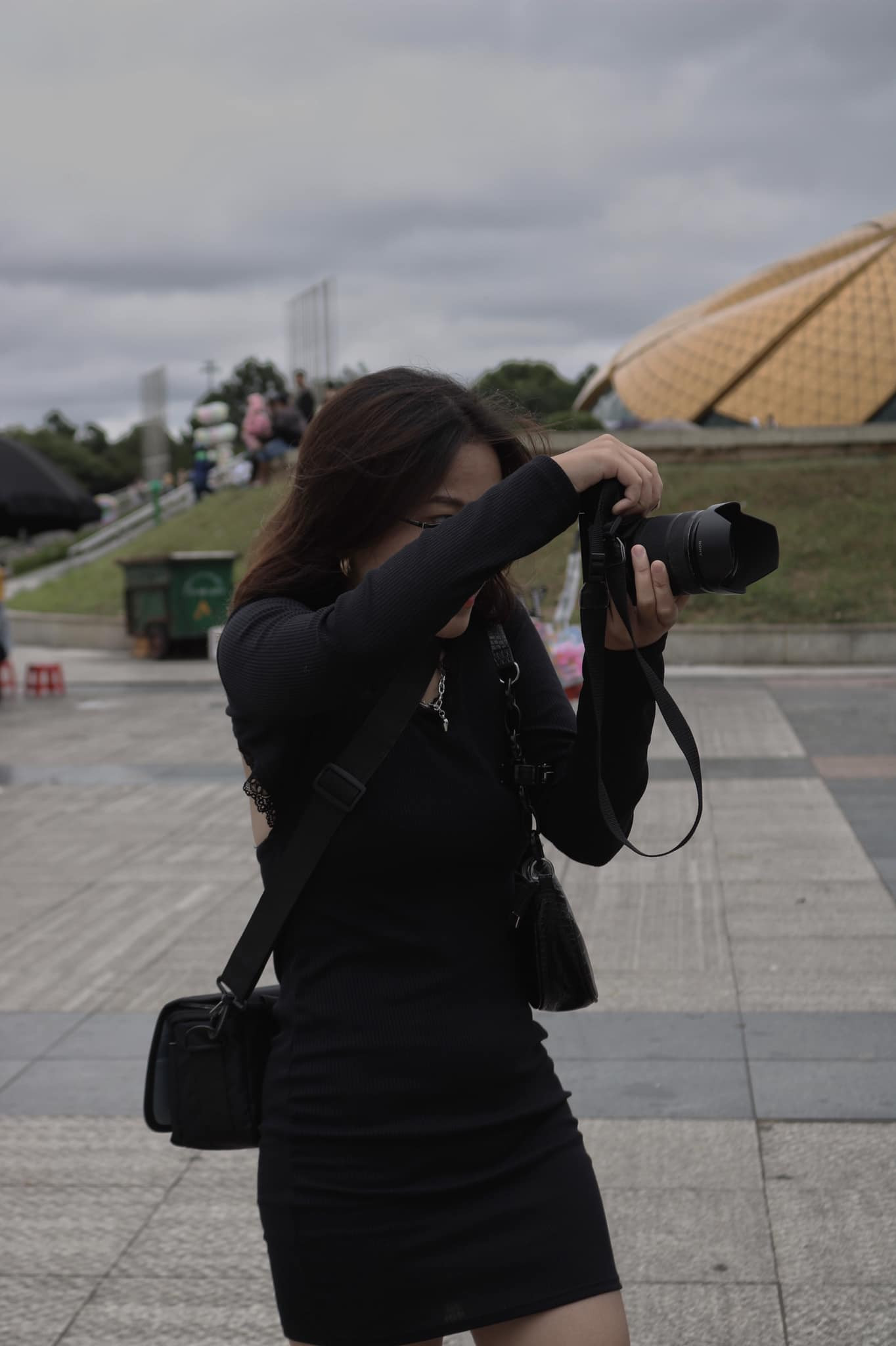 Đinh Thục Trang với công việc "phó nháy" của mình.