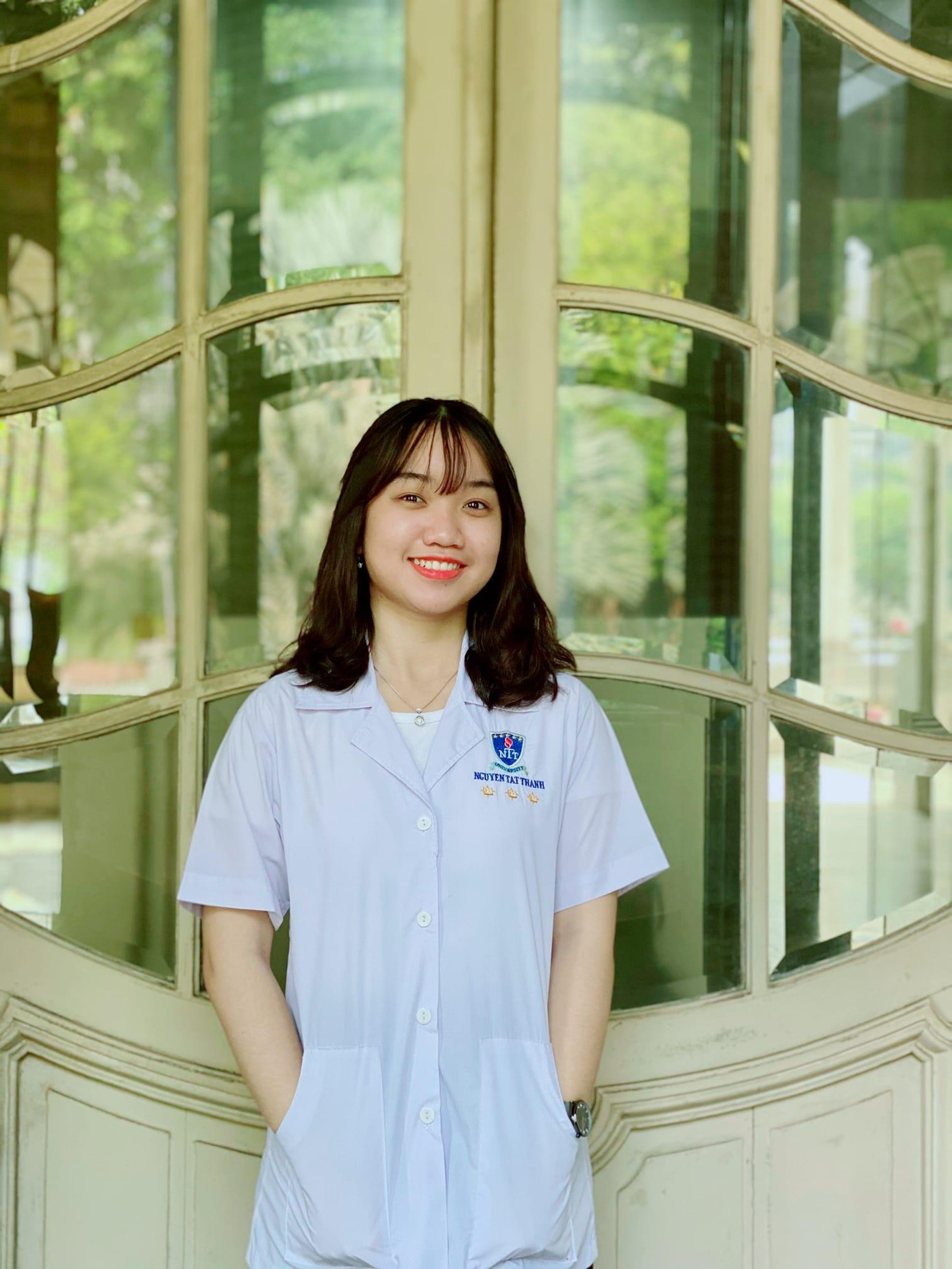 Sau 5 năm theo học ngành Dược, Thư ngày càng yêu nghề hơn.