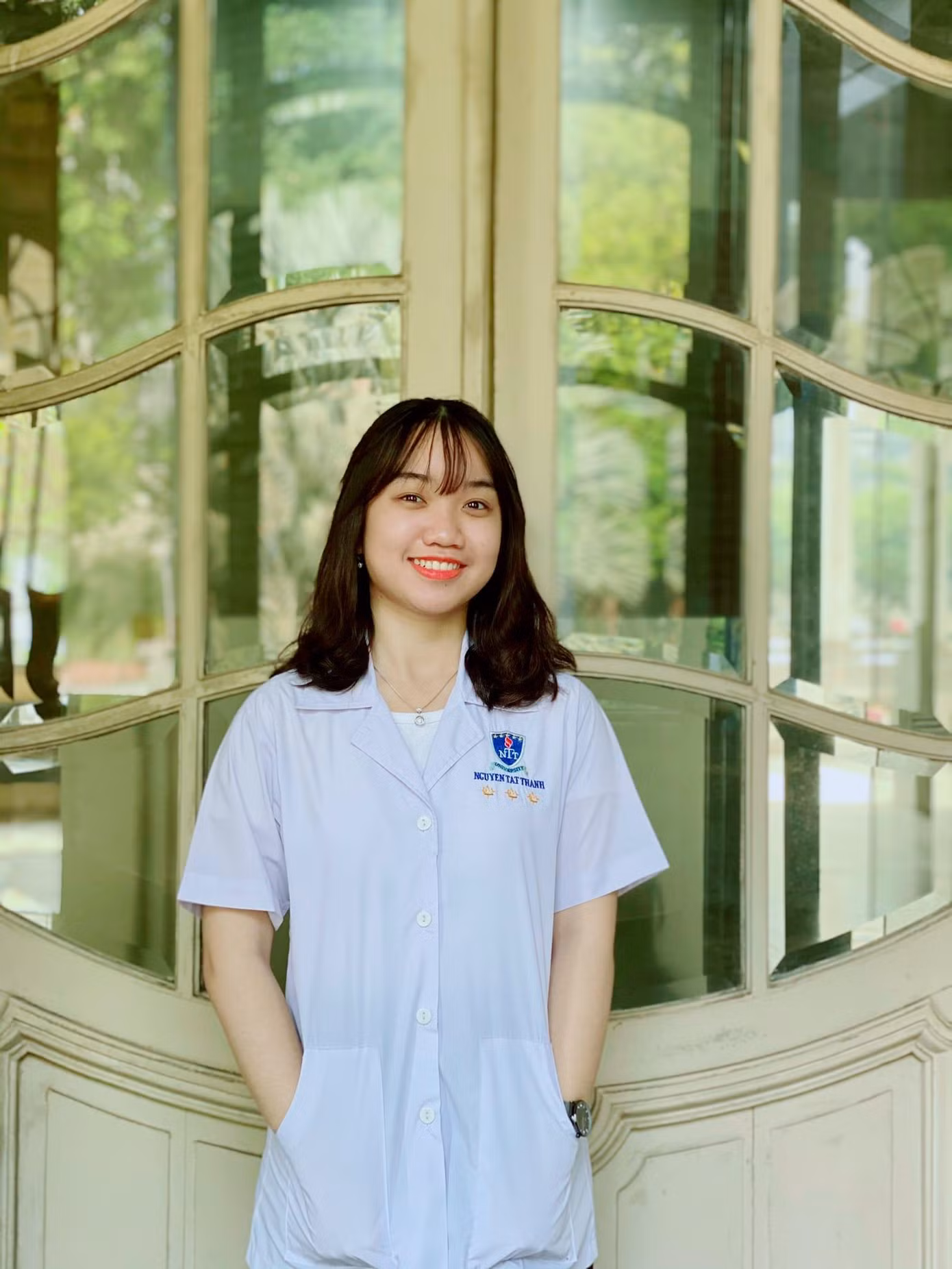 Sau 5 năm theo học ngành Dược, Thư ngày càng yêu nghề hơn.