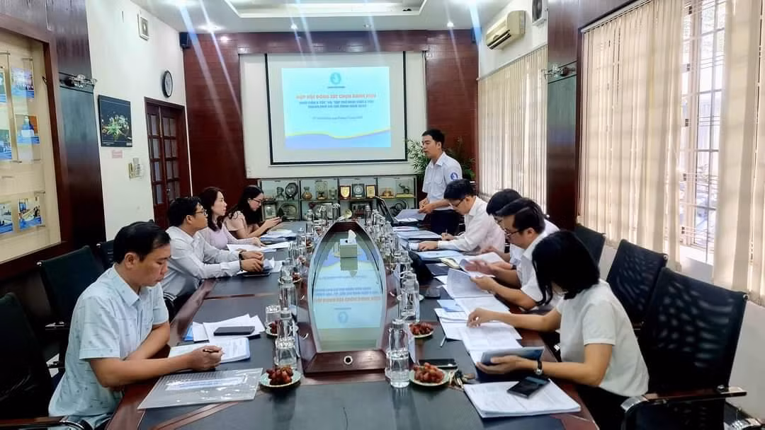 Hội đồng bình xét đã chọn ra 10 ‘Tập thể Sinh viên 5 tốt’ TP. HCM và 236 Sinh viên 5 tốt TP. HCM năm 2022. (Ảnh: TLTĐ)