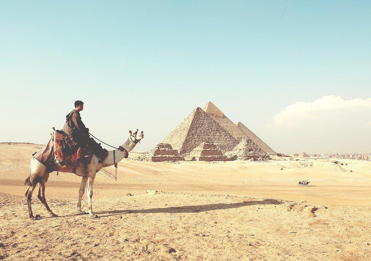 Phan Quốc tuân thủ chế độ ăn uống hợp lý, đầy đủ dinh dưỡng, không bỏ bữa và ngủ đủ giấc. Phan Quốc tuân thủ chế độ ăn uống hợp lý, đầy đủ dinh dưỡng, không bỏ bữa và ngủ đủ giấc.