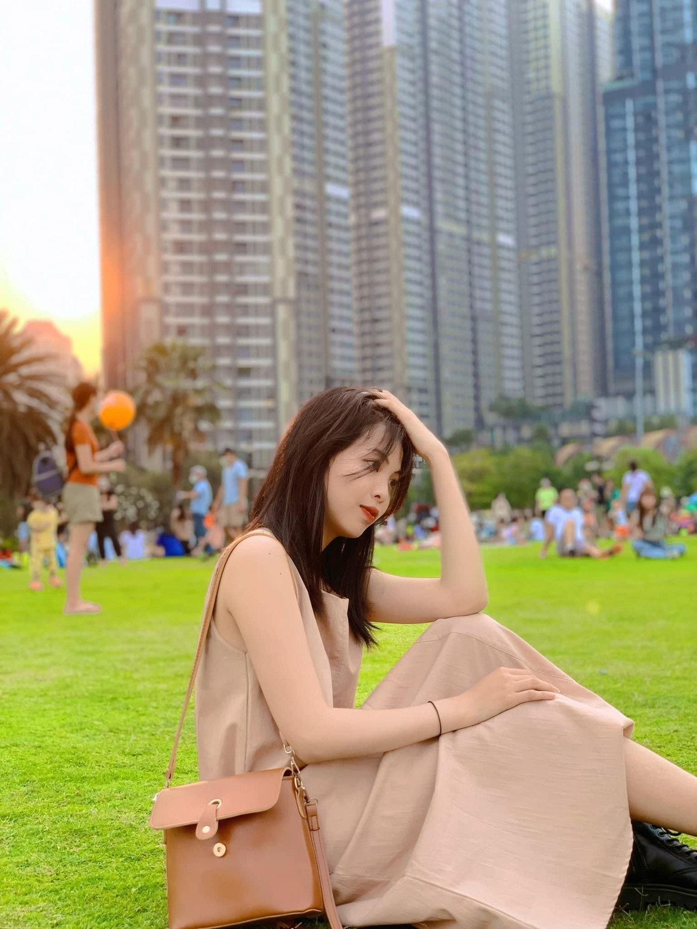 Thanh An yên tâm hơn khi đã chọn được phương án đặt vé về Tết. Thanh An yên tâm hơn khi đã chọn được phương án đặt vé về Tết.