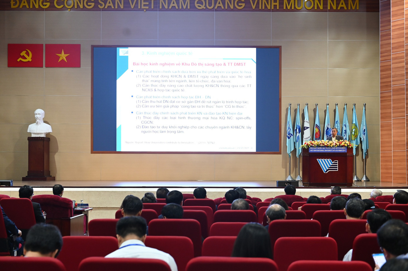 Các đại biểu tham dự Hội nghị. (Ảnh: ĐHQG TP. HCM) Các đại biểu tham dự Hội nghị. (Ảnh: ĐHQG TP. HCM)